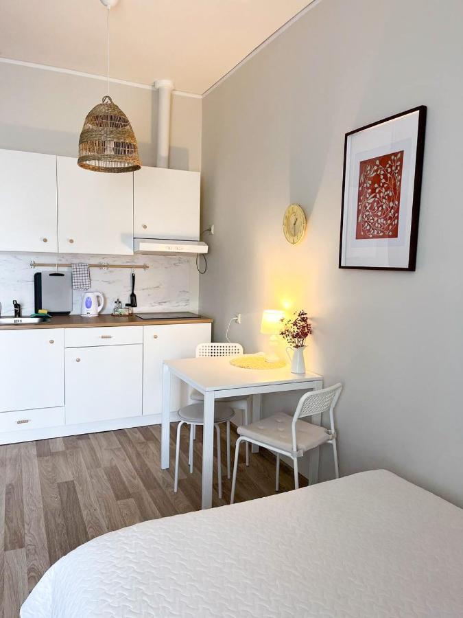 Cosy Apartment In Riga With Free Parking Bagian luar foto